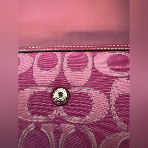 Coach Wallet - Picture 13 of 16